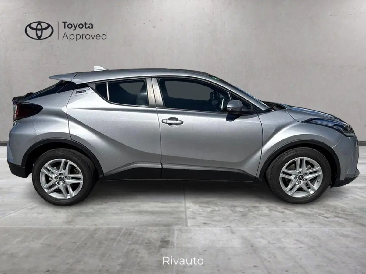 Toyota Toyota C-HR usata a Como (4)