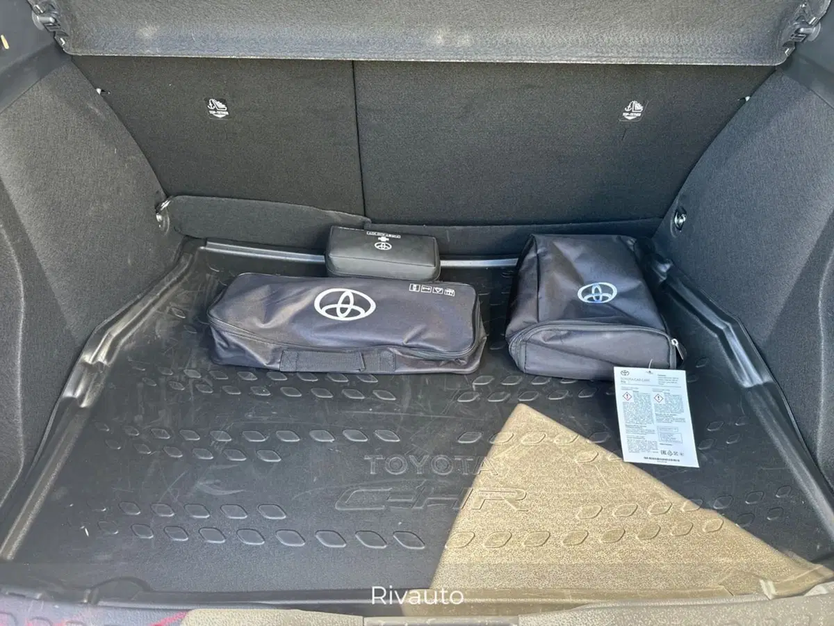 Toyota Toyota C-HR usata a Como (6)