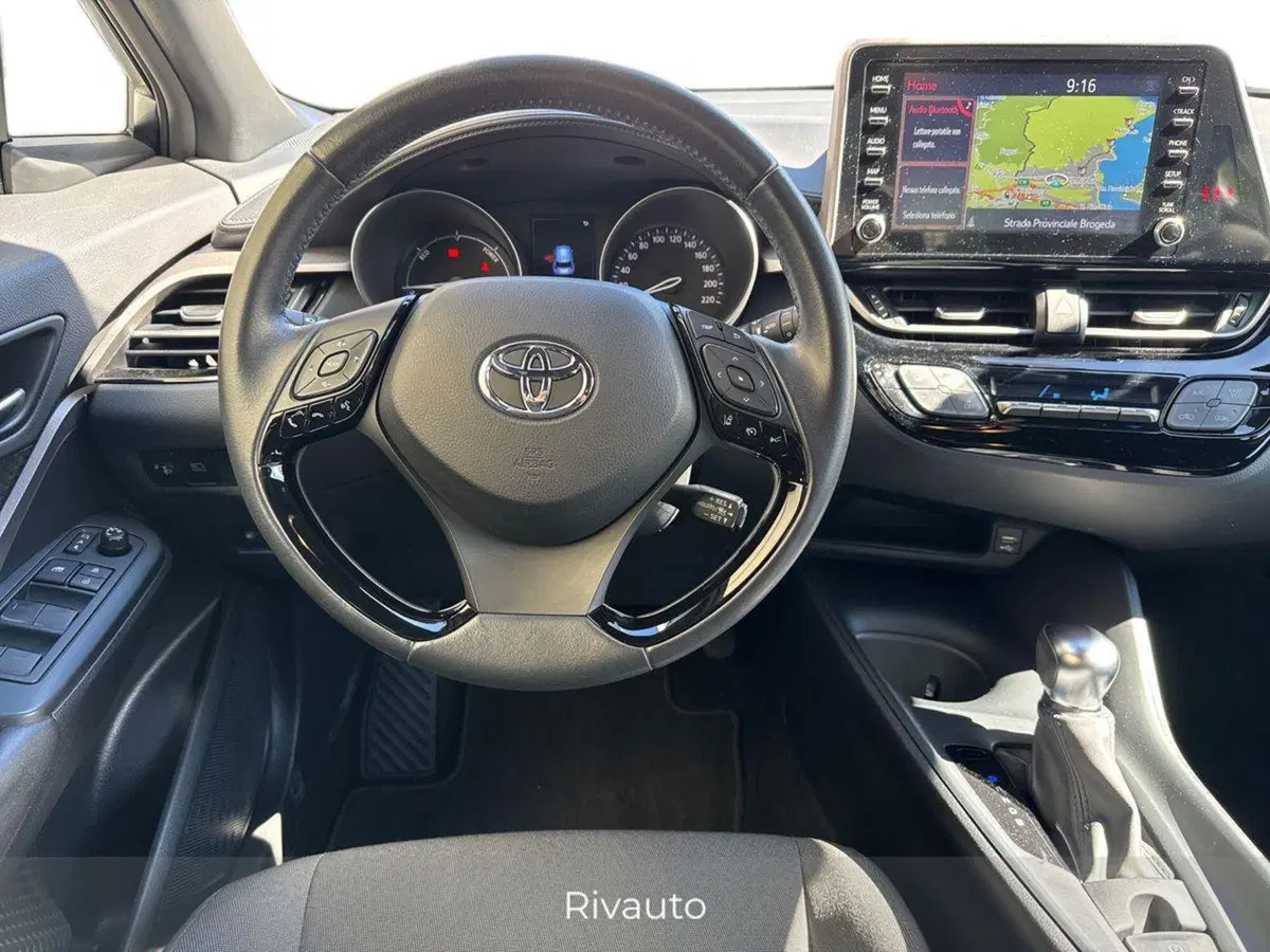 Toyota Toyota C-HR usata a Como (8)