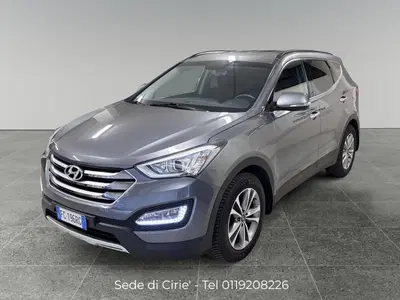 Hyundai Santa Fe 2.0 CRDi VGT 4WD Comfort del 2016 usata a Cirie'