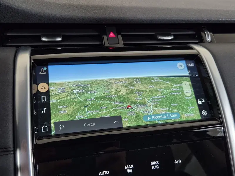 Land Rover Discovery Sport usata a Torino (11)