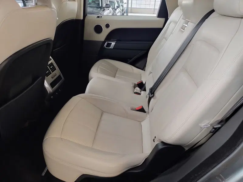 Land Rover Range Rover Sport usata a Torino (7)