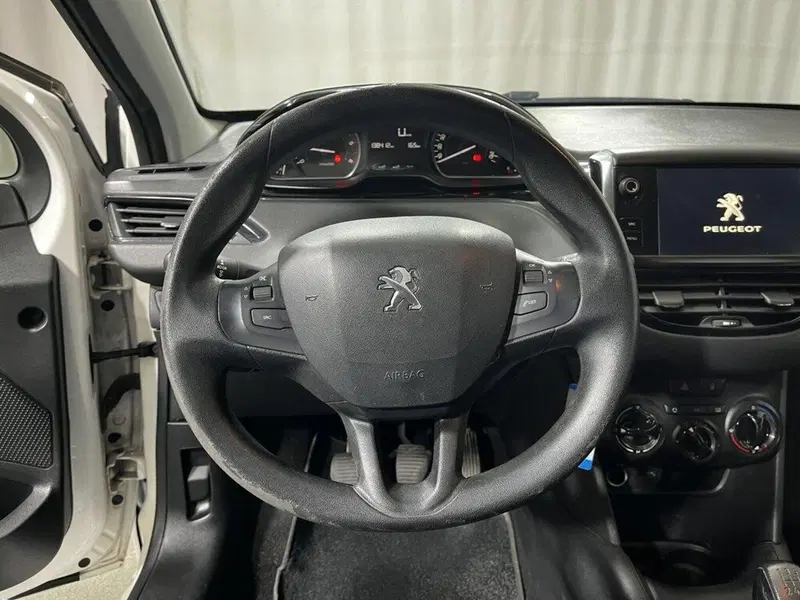 Peugeot 208 usata a Sondrio (12)