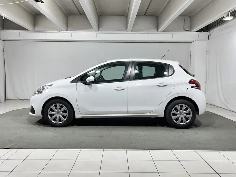 Peugeot 208 usata a Sondrio (2)