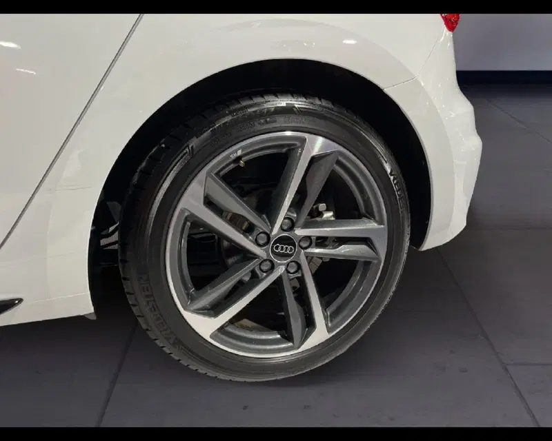 Audi A1 Sportback usata a Torino (12)