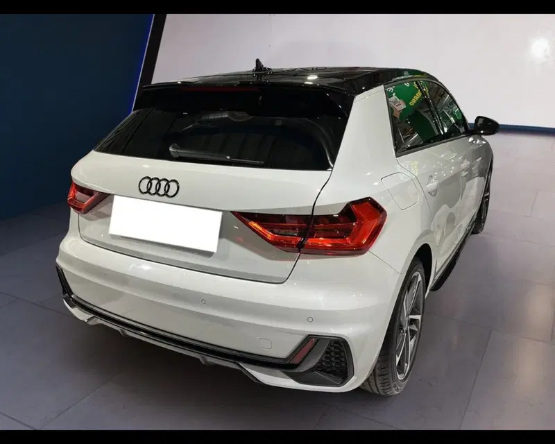 Audi A1 Sportback usata a Torino (9)