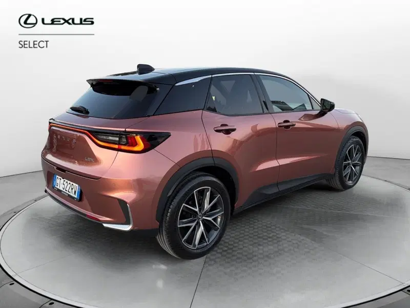 Lexus LBX usata a Catania (2)