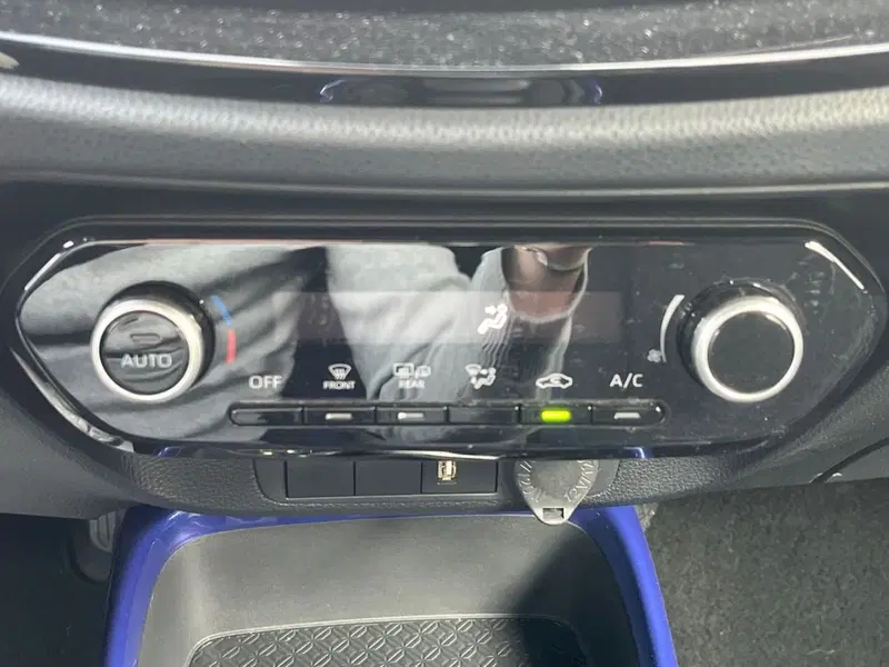 Toyota Aygo X usata a Ragusa (13)