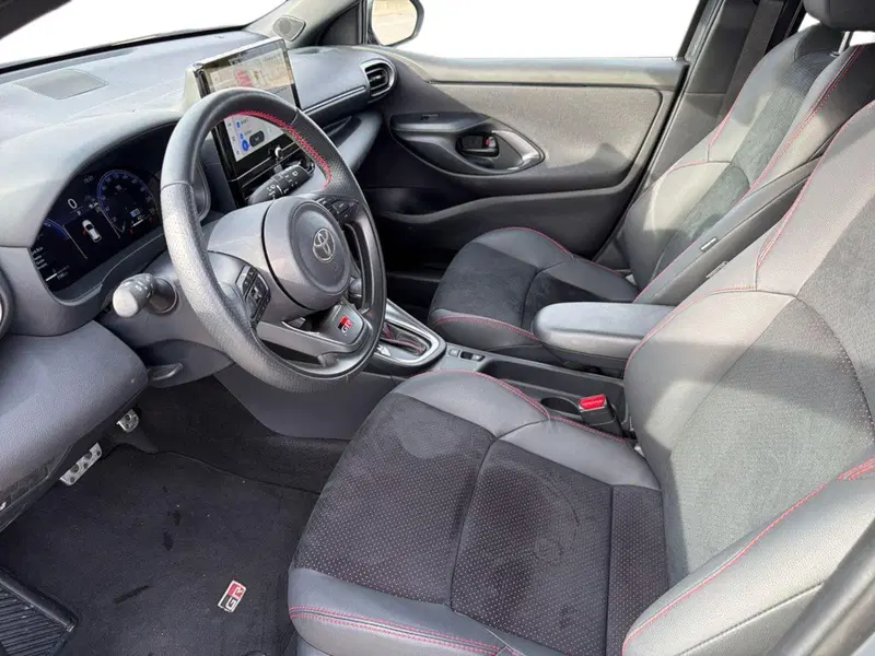 Toyota Yaris GR Sport usata a Siracusa (7)