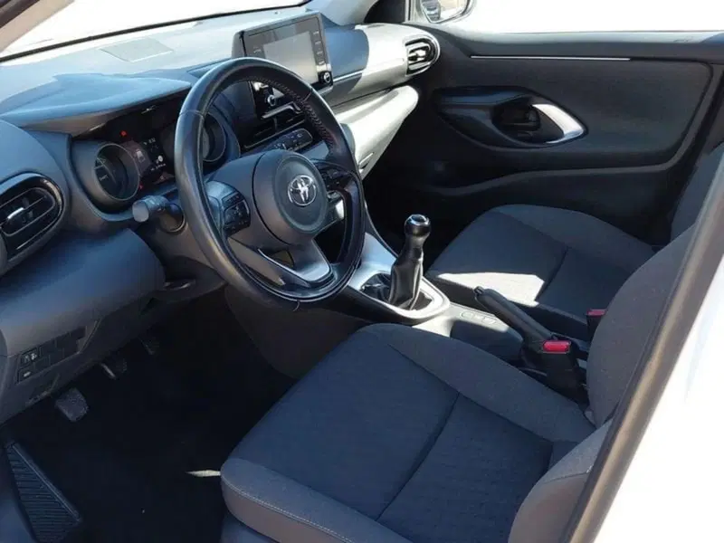Toyota Yaris usata a Cagliari (8)