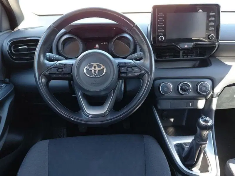 Toyota Yaris usata a Cagliari (9)
