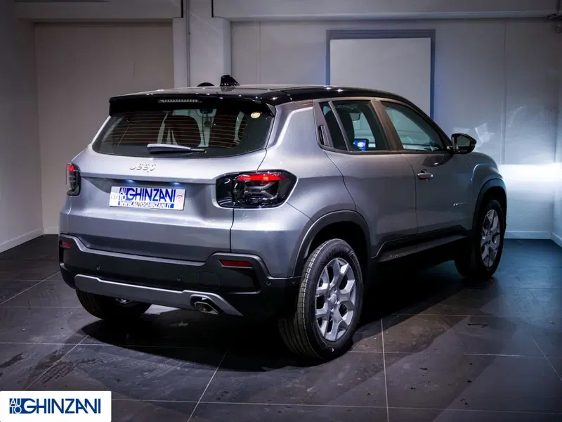 Jeep Avenger nuova a Bergamo (4)