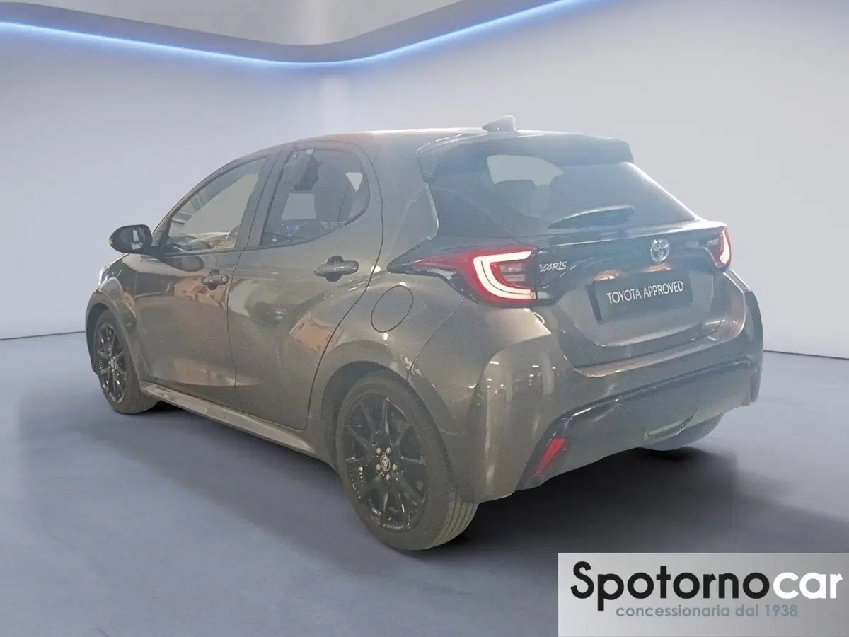 Toyota Yaris usata a Milano (3)