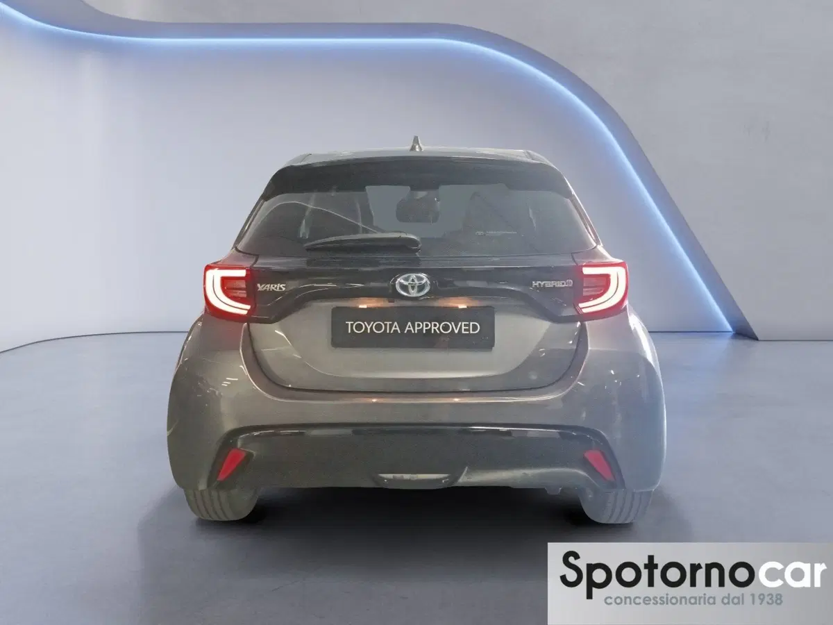 Toyota Yaris usata a Milano (4)