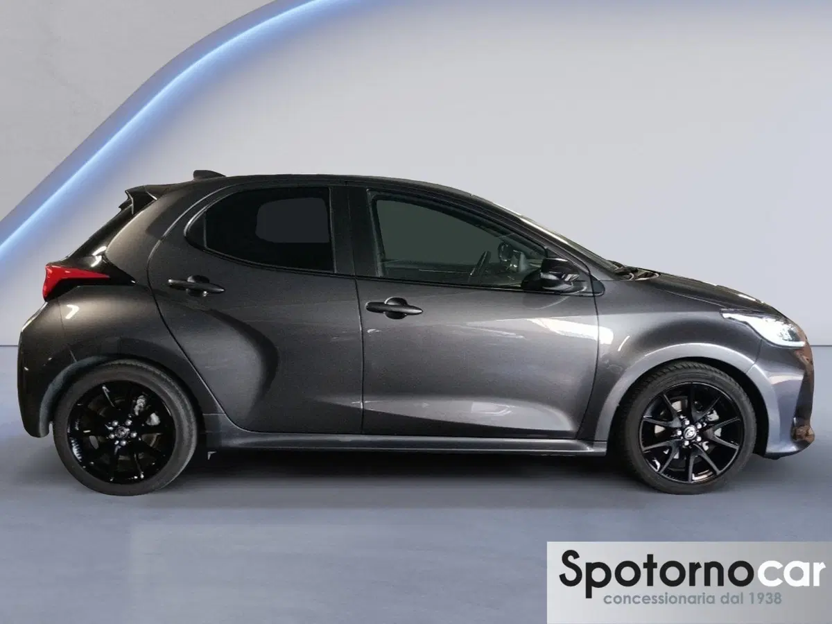 Toyota Yaris usata a Milano (6)