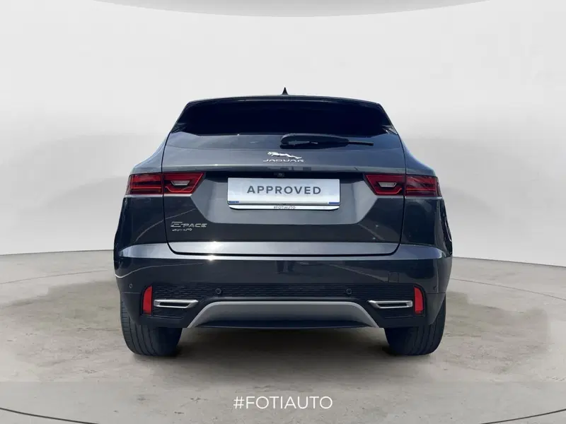 Jaguar E-Pace usata a Catania (7)
