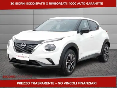 Nissan Juke 1.6 hev N-Connecta del 2024 usata a San Salvo