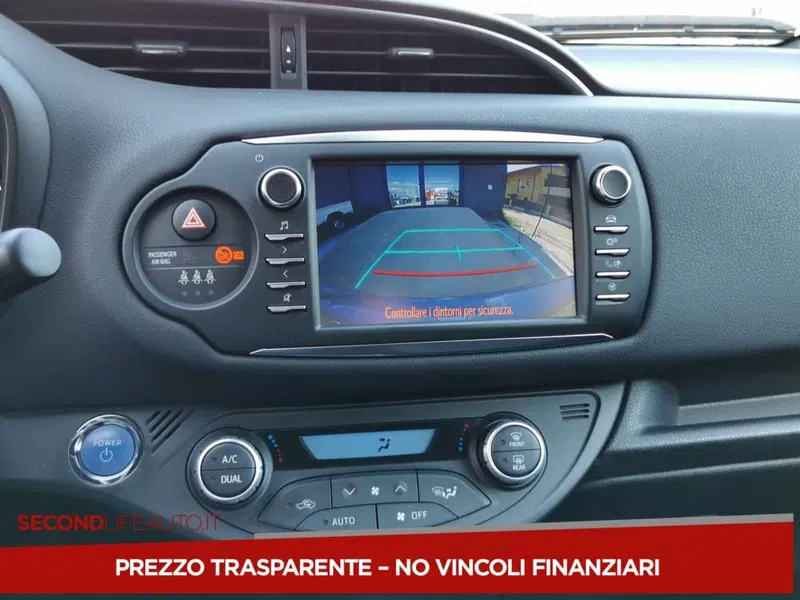 Toyota Yaris usata a Chieti (9)