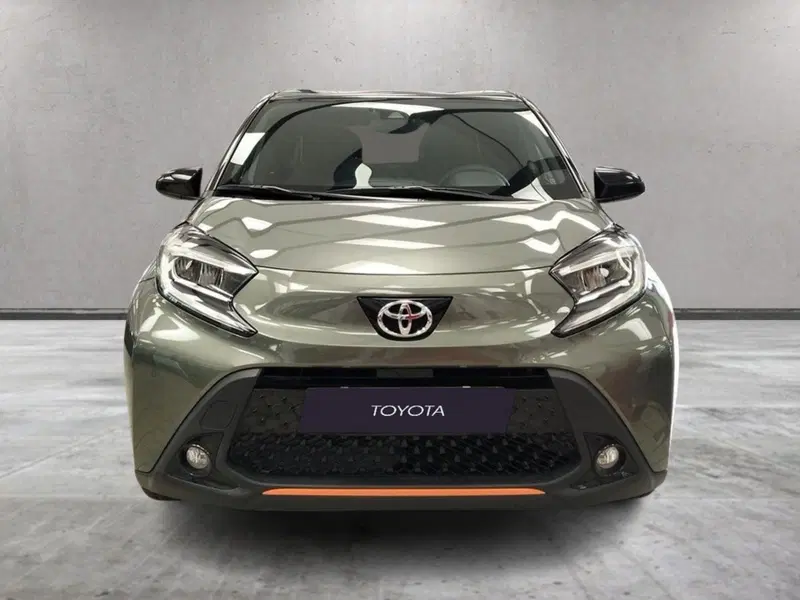 Toyota Aygo X usata a Roma (12)
