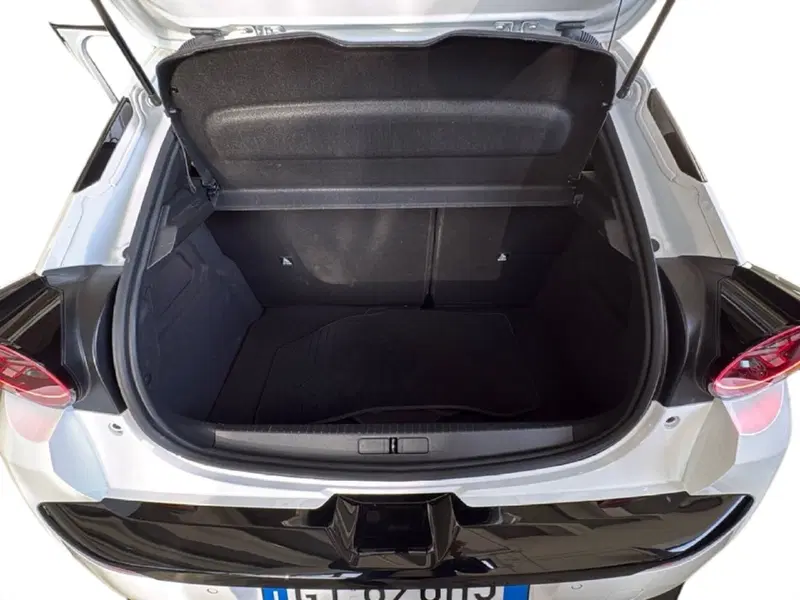 Lancia Ypsilon usata a Agrigento (14)