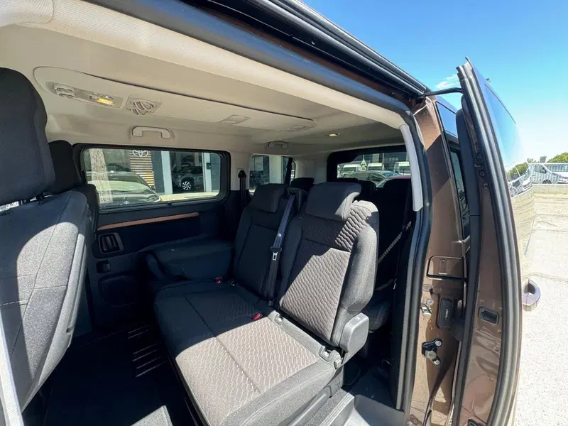 Toyota Proace Verso usata a Modena (14)
