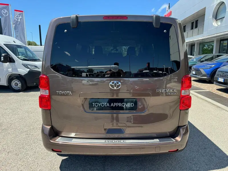 Toyota Proace Verso usata a Modena (7)