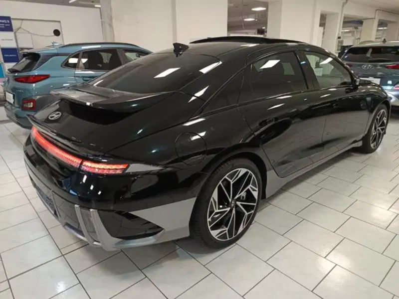 Hyundai Ioniq 5 nuova a Parma (10)