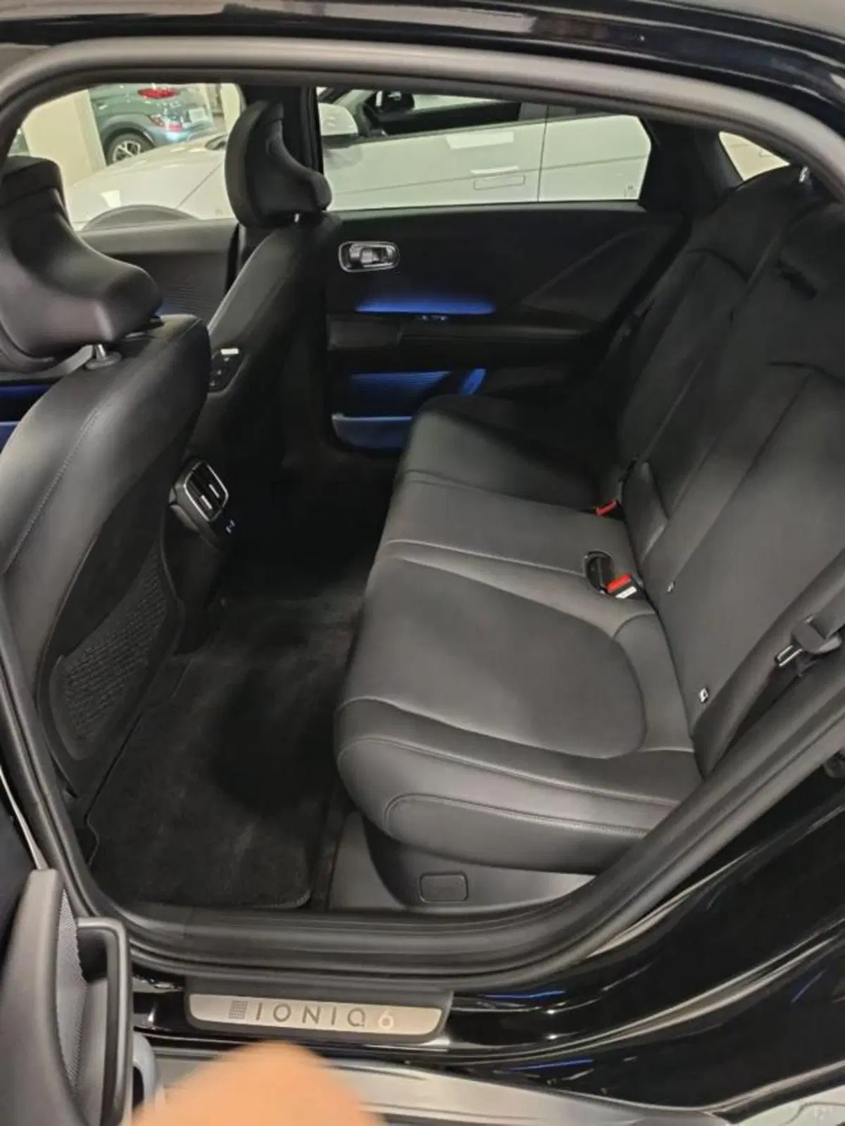 Hyundai Ioniq 5 nuova a Parma (5)