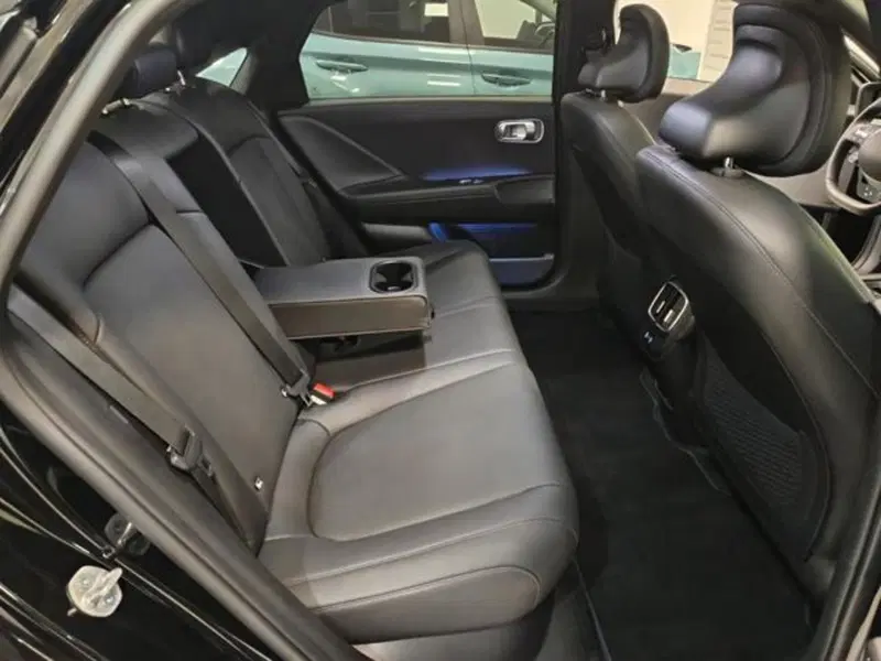 Hyundai Ioniq 5 nuova a Parma (9)