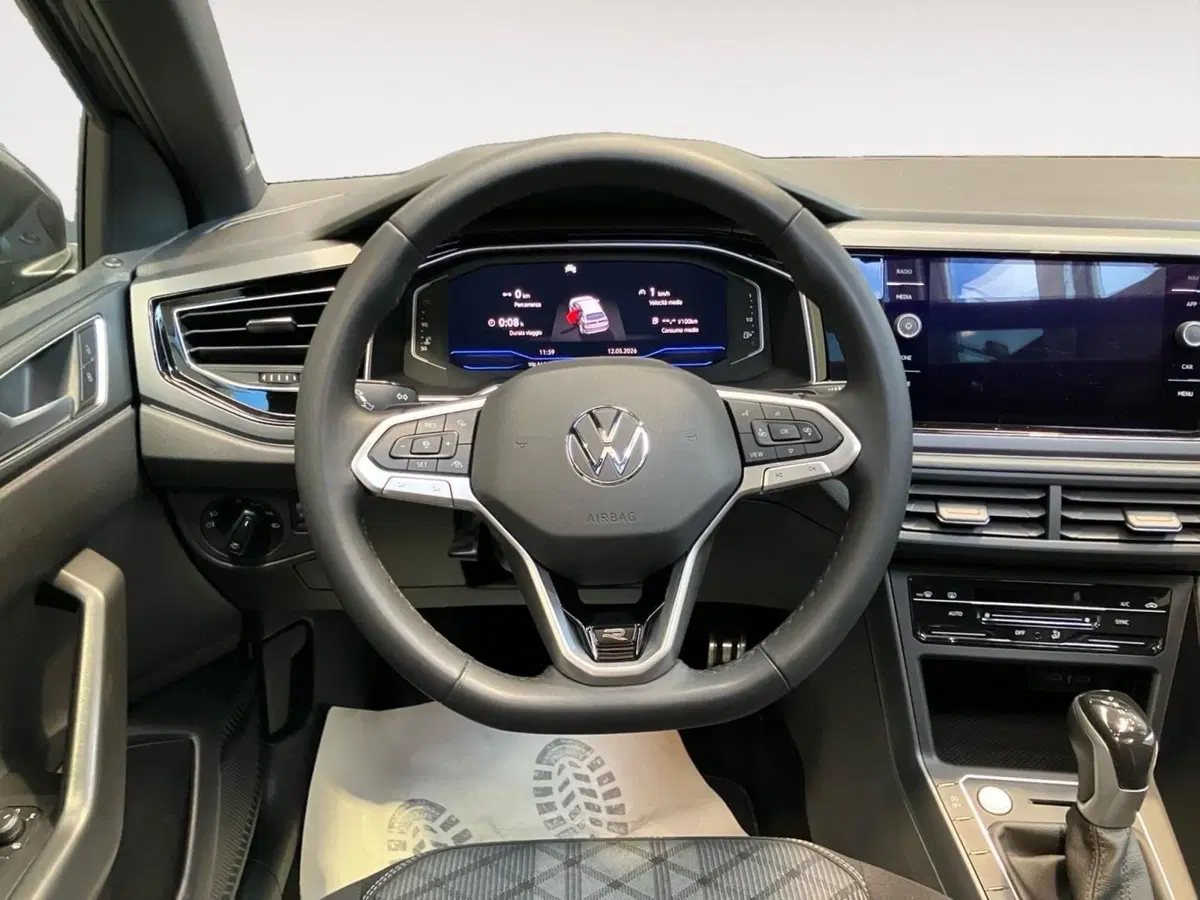 Volkswagen Taigo usata a Bologna (5)
