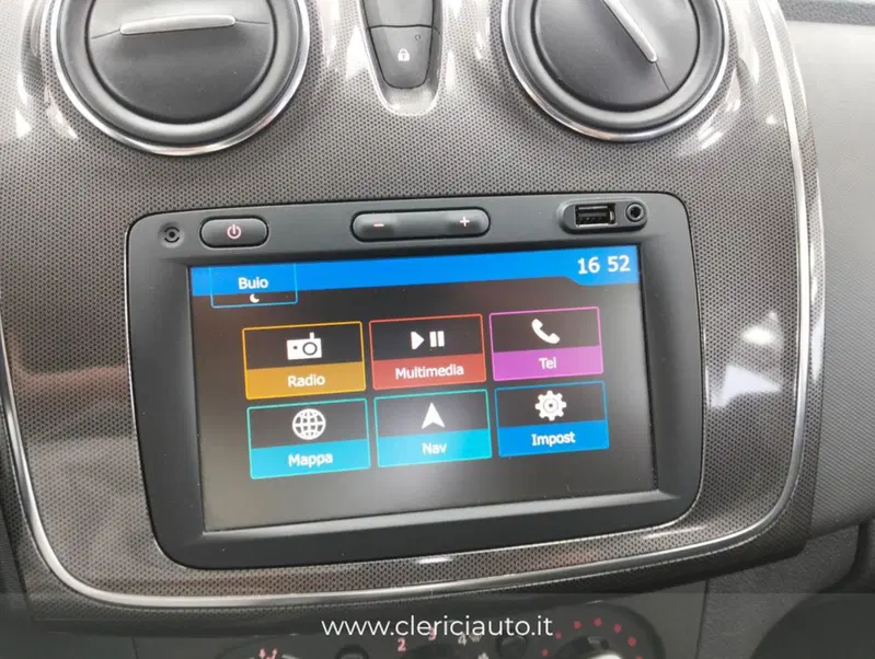 Dacia Sandero usata a Como (14)