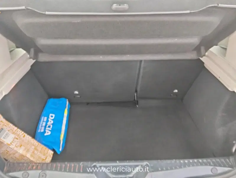 Dacia Sandero usata a Como (17)