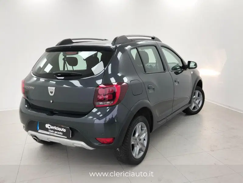 Dacia Sandero usata a Como (2)