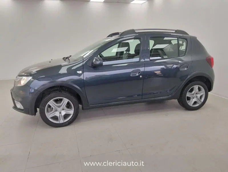 Dacia Sandero usata a Como (8)