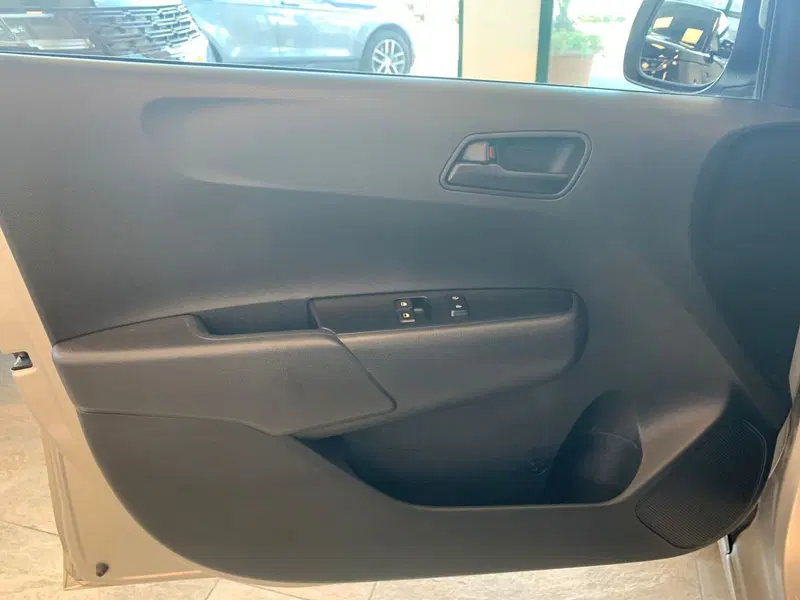 Kia Picanto usata a Latina (10)