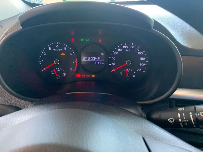 Kia Picanto usata a Latina (12)