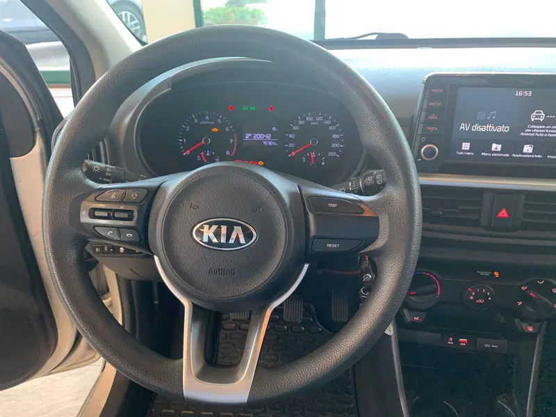 Kia Picanto usata a Latina (9)