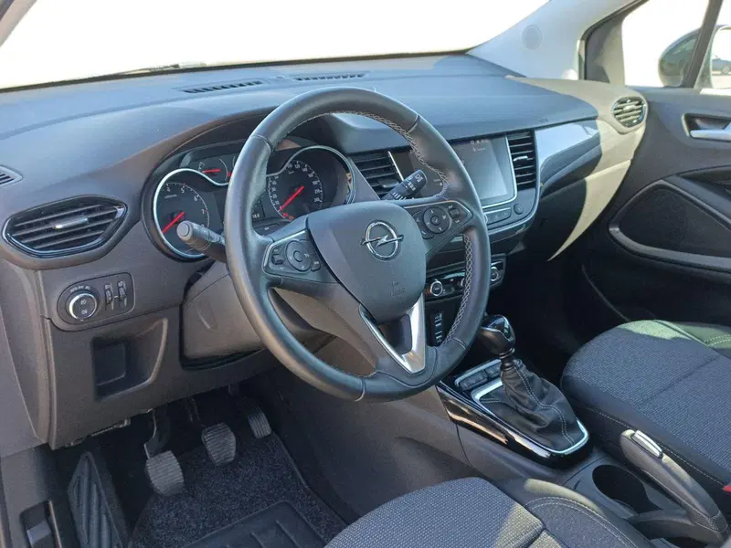 Opel Crossland usata a Matera (10)