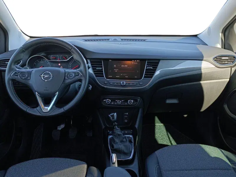 Opel Crossland usata a Matera (8)