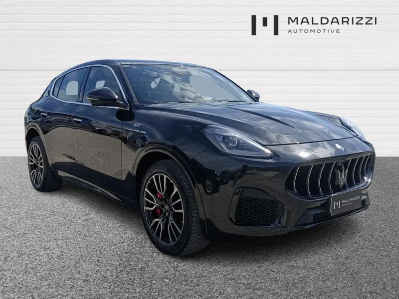 Maserati Grecale usata a Bari