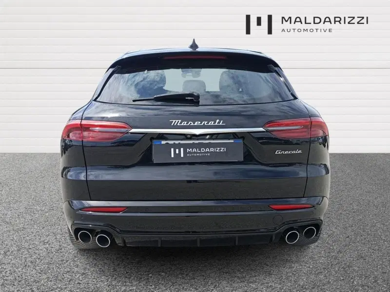 Maserati Grecale usata a Bari (3)