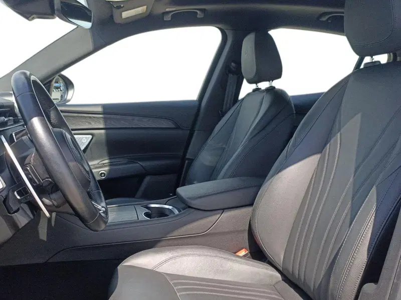 Maserati Grecale usata a Bari (7)