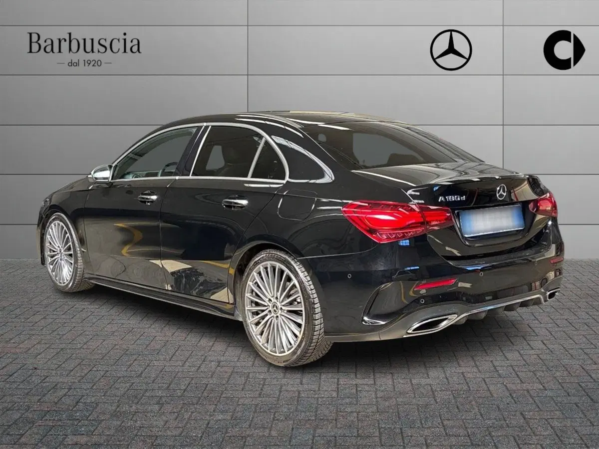 Mercedes-Benz Classe A Sedan usata a Pescara (4)