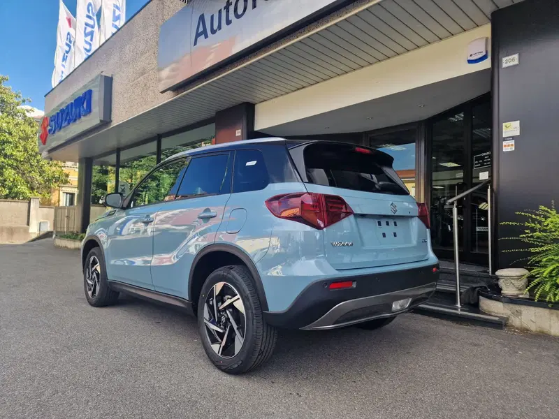 Suzuki Vitara nuova a Milano (4)