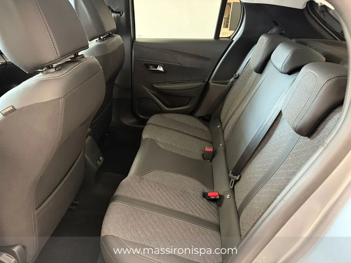 Peugeot 208 usata a Milano (13)