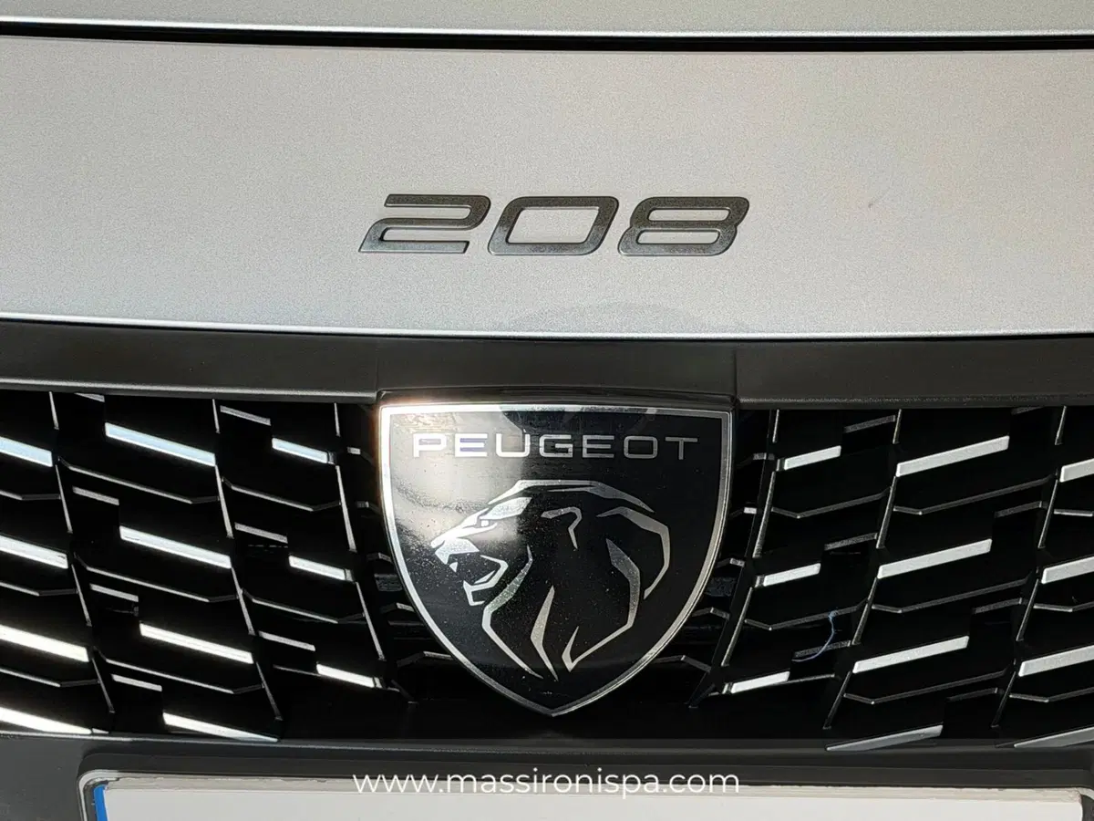 Peugeot 208 usata a Milano (14)
