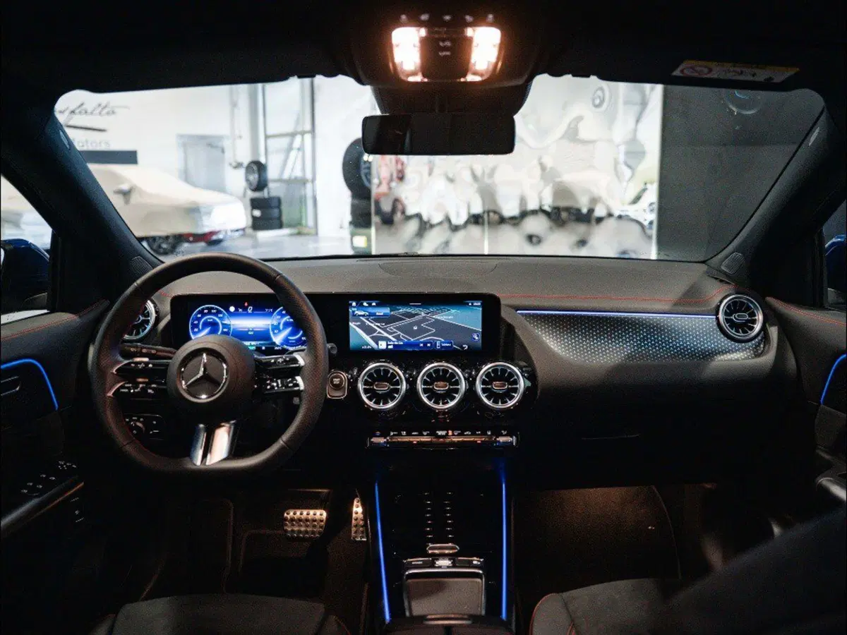 Mercedes-Benz EQA nuova a Ancona (16)