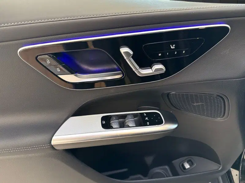 Mercedes-Benz GLC SUV nuova a Rimini (17)