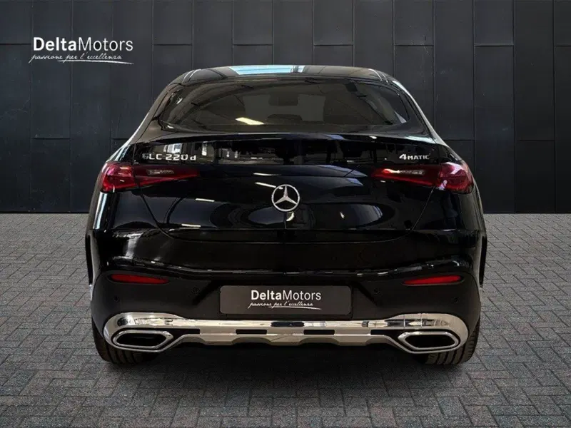 Mercedes-Benz GLC SUV nuova a Rimini (4)