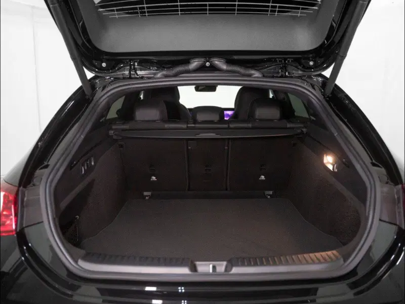 Mercedes-Benz CLA Shooting Brake nuova a Macerata (10)